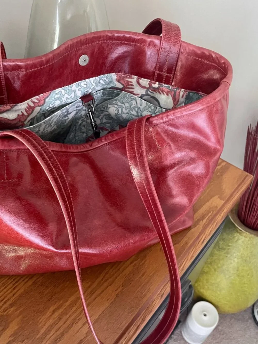 ROUGH & TUMBLE ASHER TOTE ~ BRAND NEW! - Picture 3 of 6